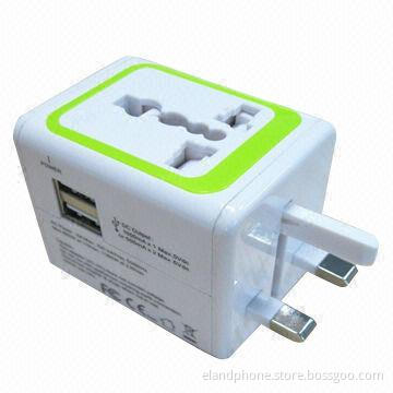 Universal Travel Adapter, Power Up Gears through AC Power Port and USB Power Port Simultaneously